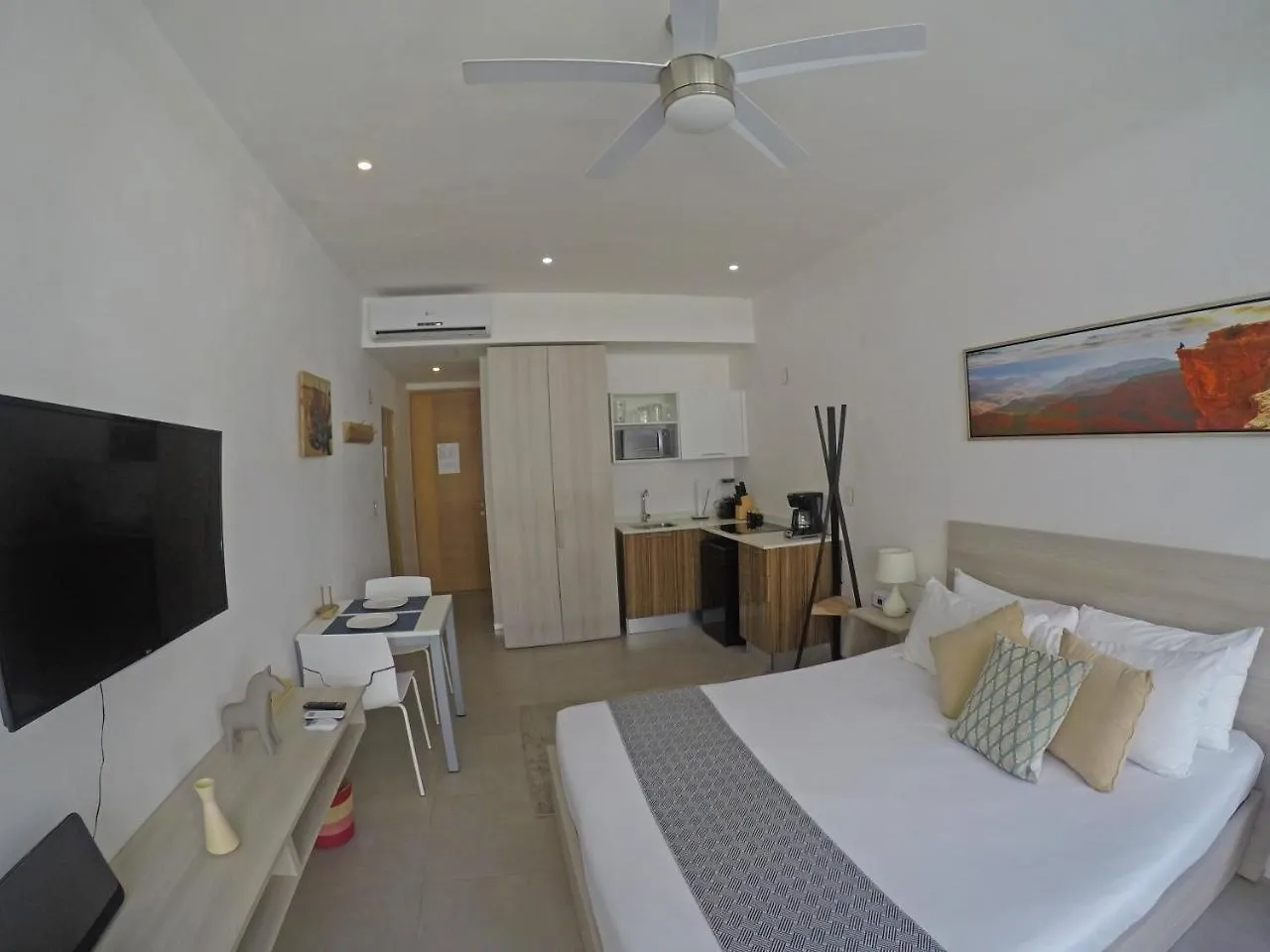 Aparthotel The City Luxury Apartments & Spa By Baitna Playa del Carmen